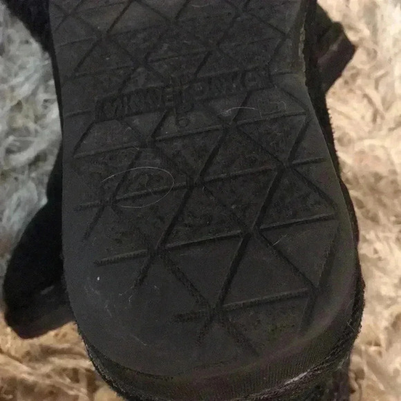 Minnetonka boots shearling suede guc - Picture 10 of 10